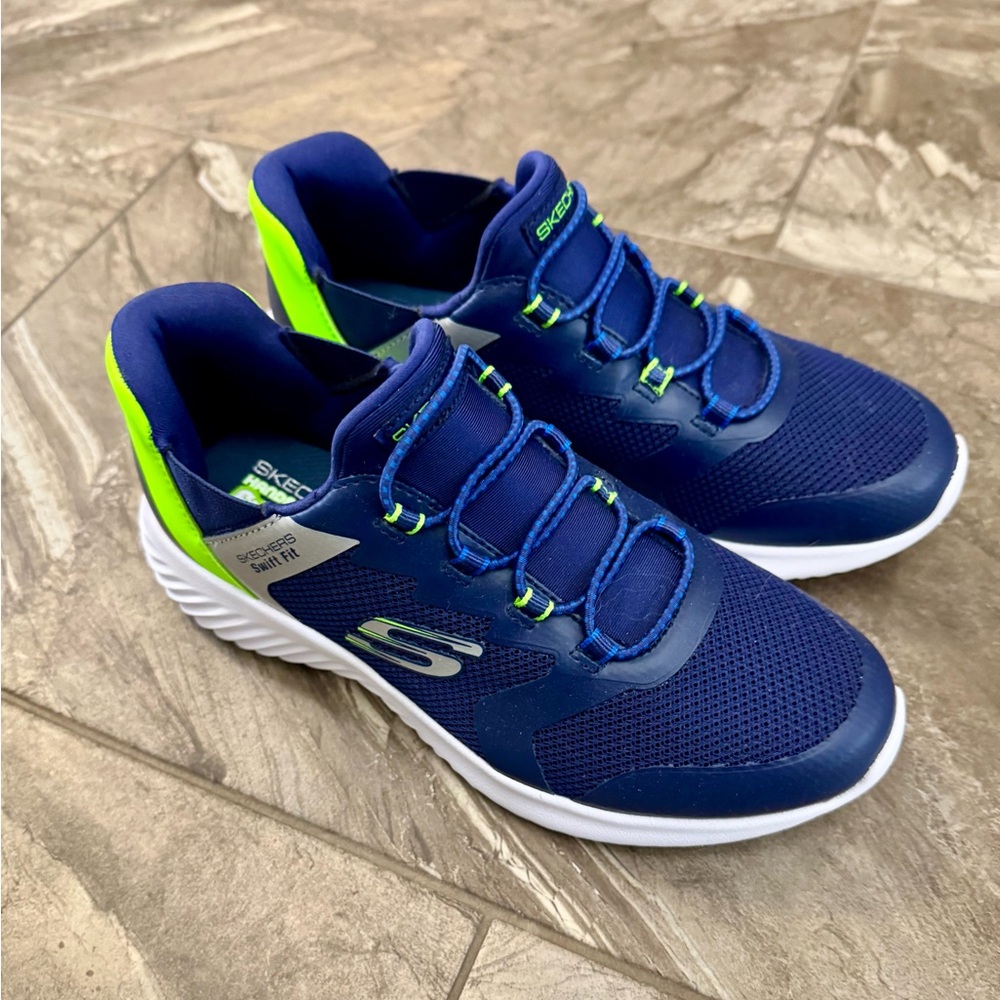 Skechers Hands Free Swift Fit